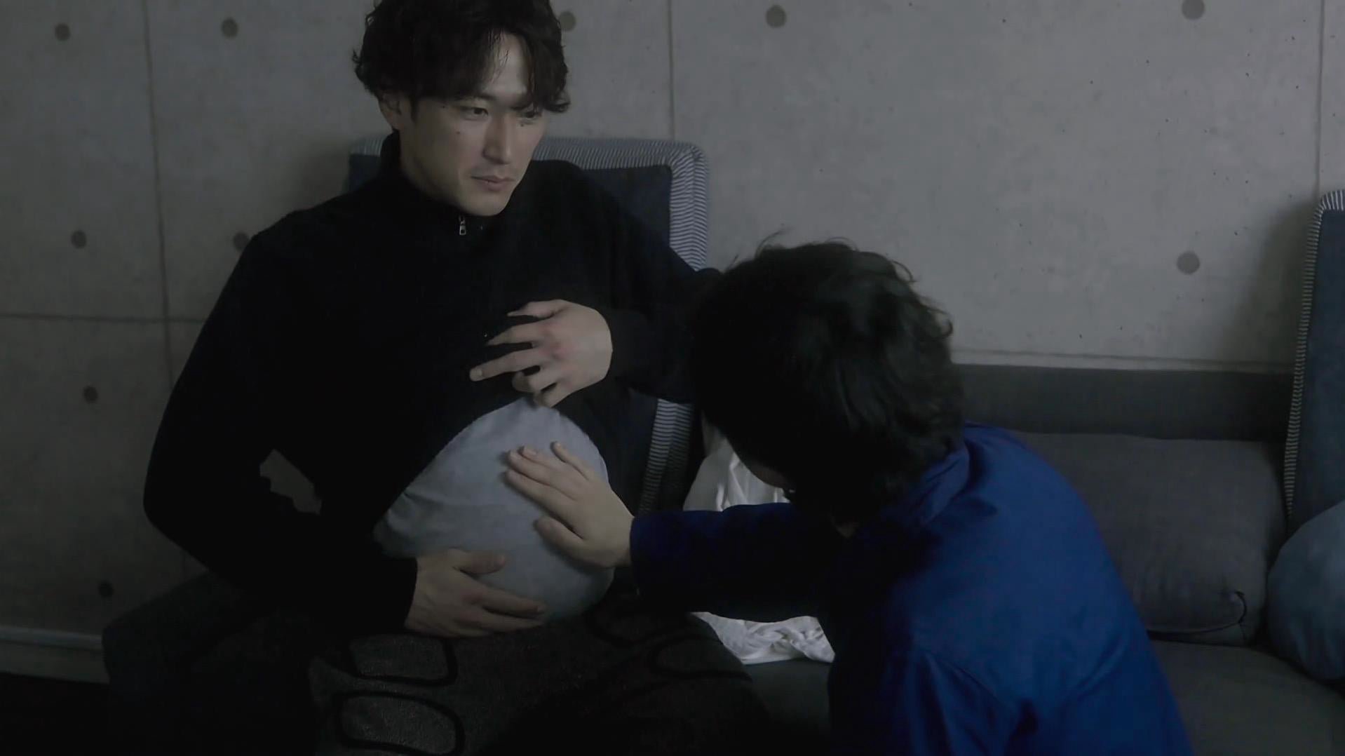 Có Vẻ Hơi Lạc Hậu, Trong Một Căn Phòng. Có Vẻ Hơi Lạc Hậu, Trong Một Căn Phòng.