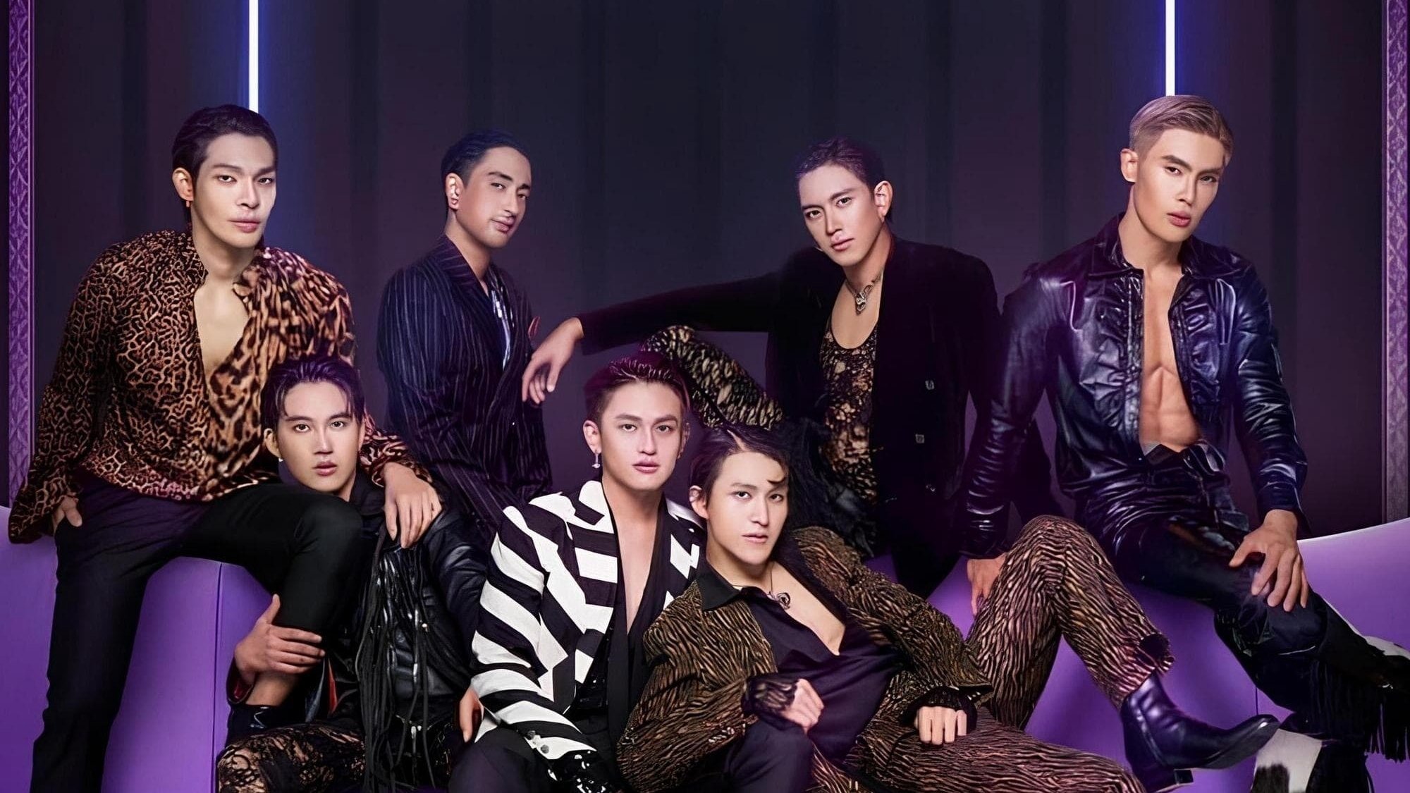 Deep Night: Đêm Nay Chỉ Có Chúng Ta Deep Night: Đêm Nay Chỉ Có Chúng Ta