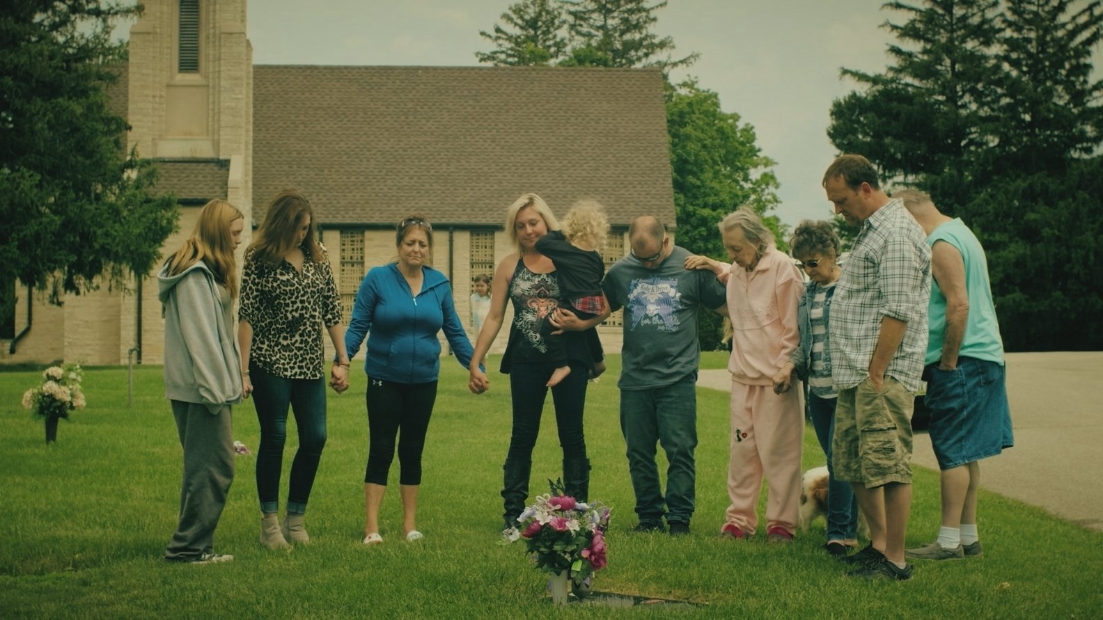 Bị Bắt Cùng Nhau: Ai Đã Giết Lyric Và Elizabeth? Bị Bắt Cùng Nhau: Ai Đã Giết Lyric Và Elizabeth?