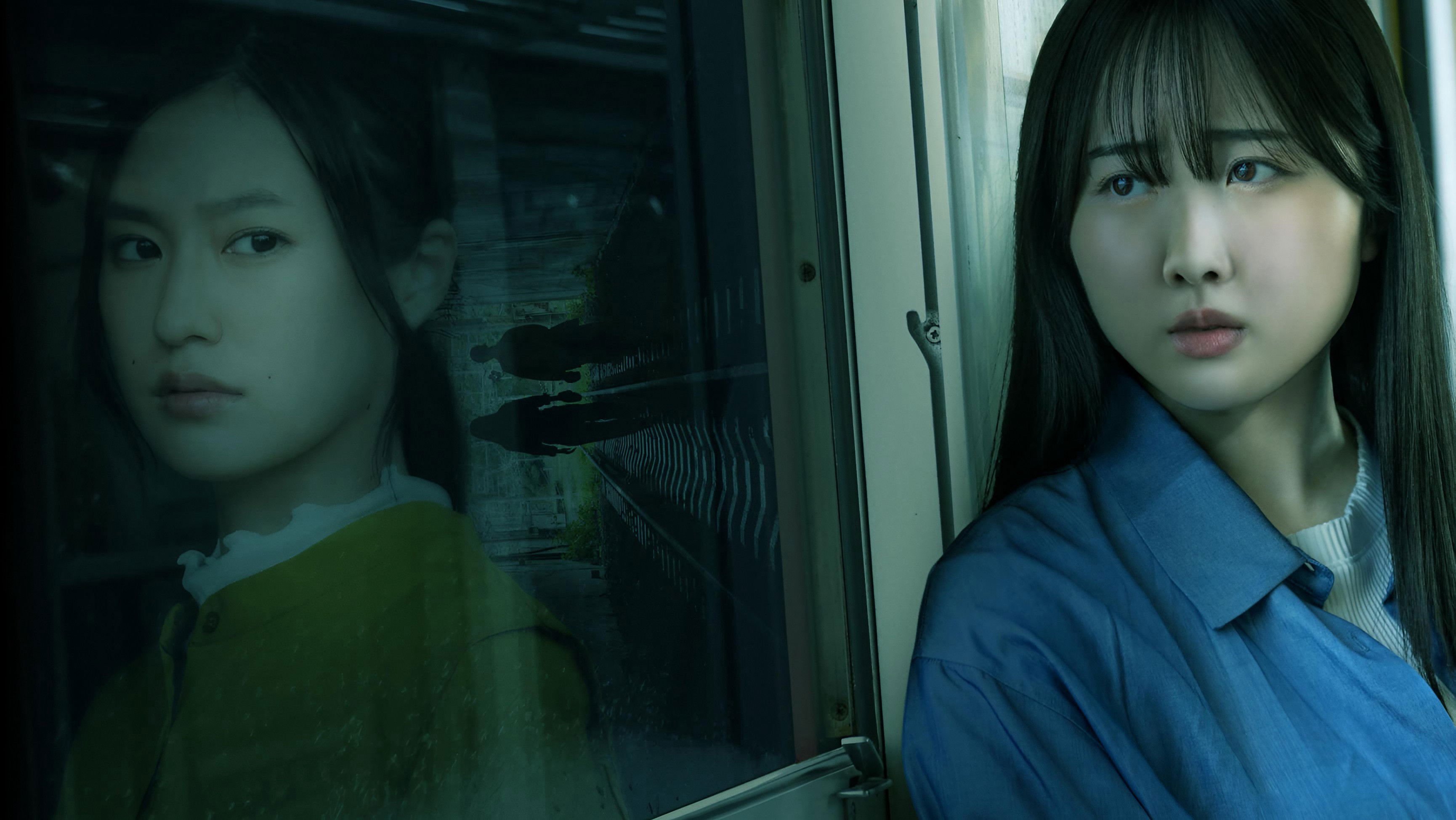 Nhà Ga Nuốt Chửng Nhà Ga Nuốt Chửng